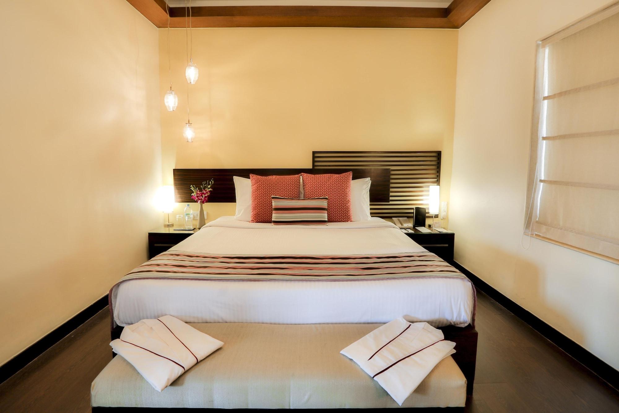 Sun-N-Sand Mumbai Juhu Beach Exterior photo